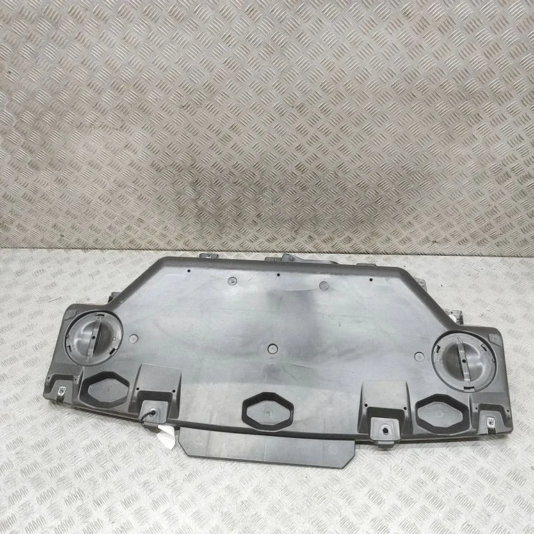 Center/middle under tray cover 9828843680