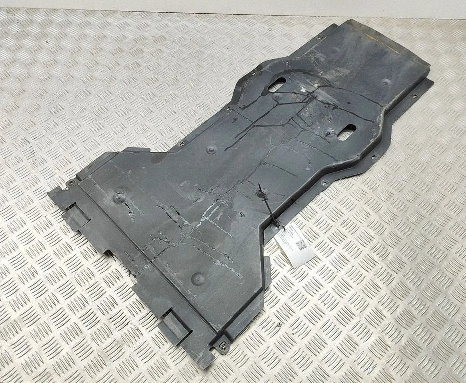 Center/middle under tray cover – Porsche Boxster 987 (2005-2012)