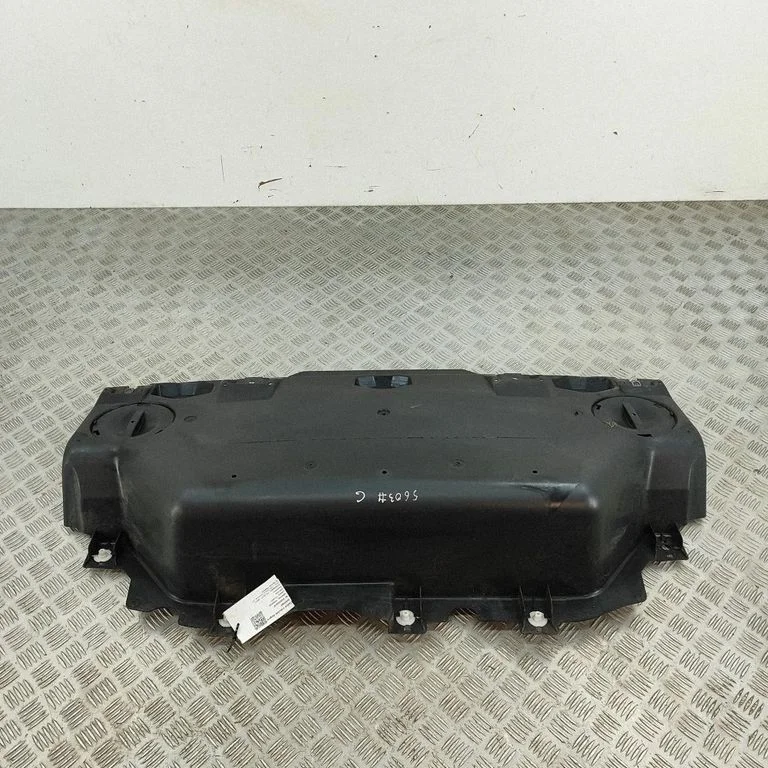 Center/middle under tray cover 9828843680