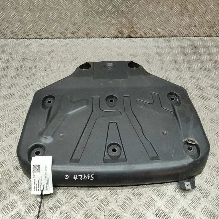 Center/middle under tray cover A1716190338