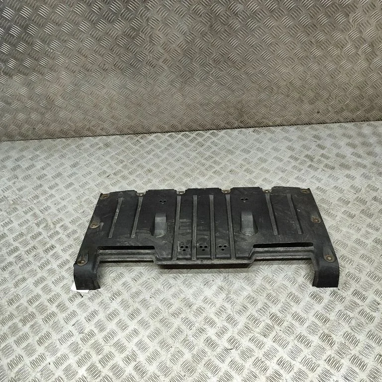 Keskmine põhjakaitse 7931863
