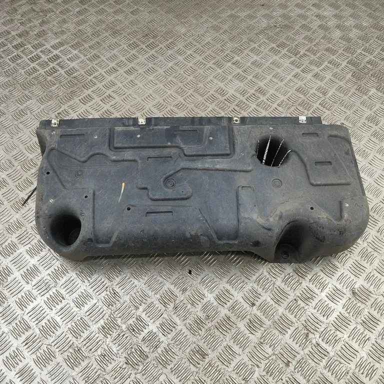 Center/middle under tray cover 9809532080