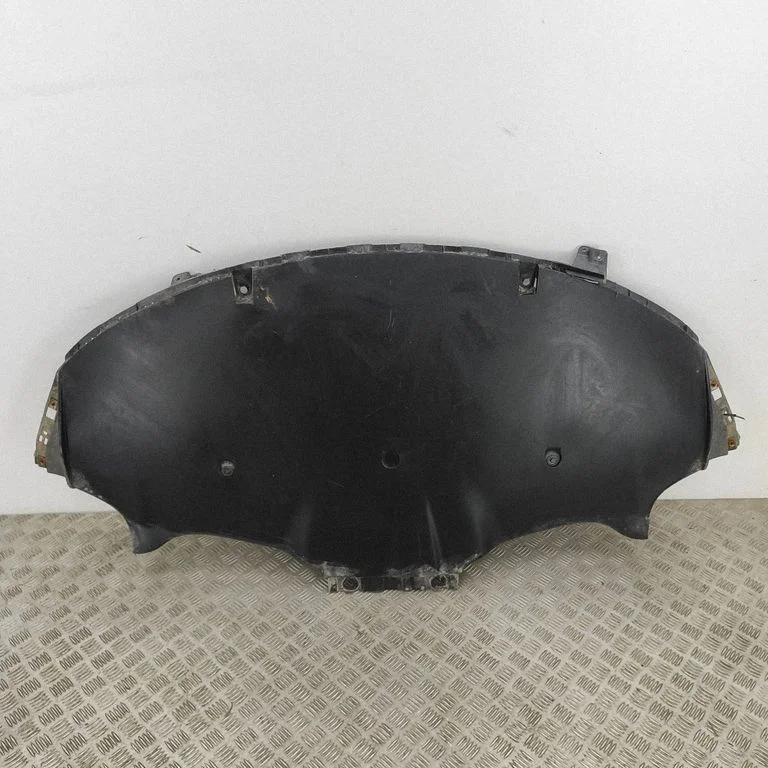 Center/middle under tray cover 108398500G