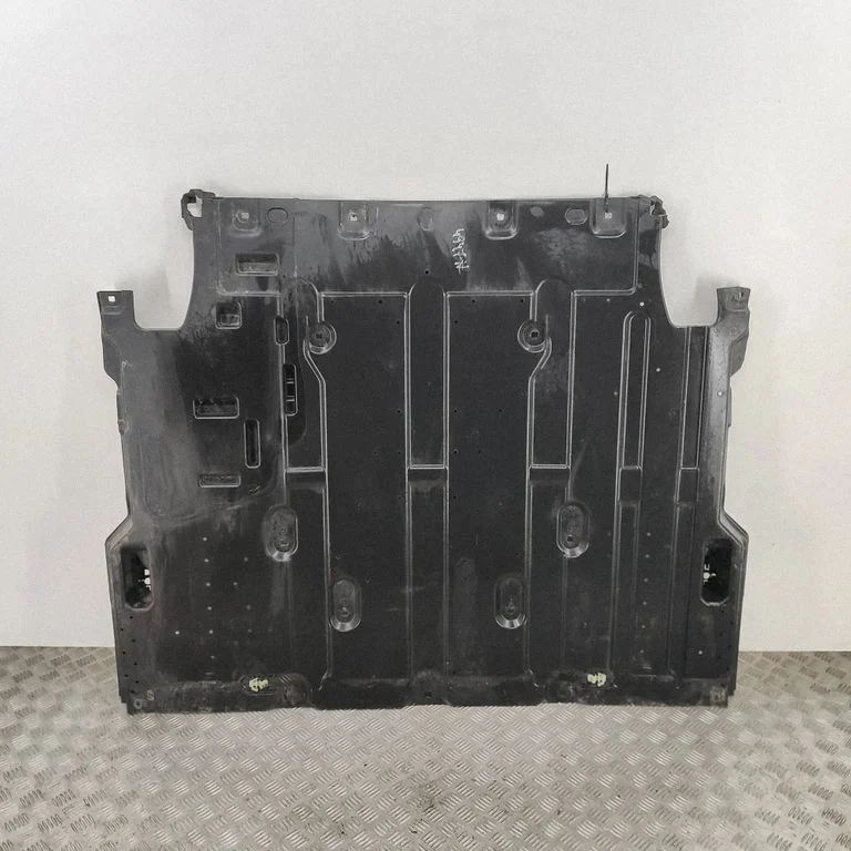 Center/middle under tray cover 9826432980