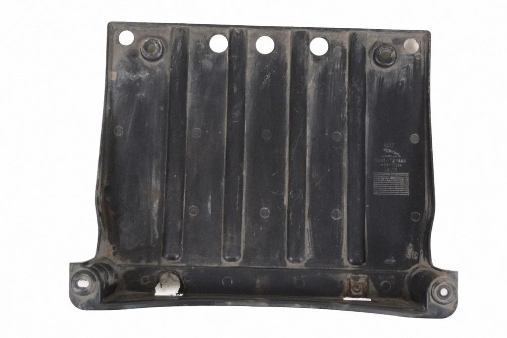 Center/middle under tray cover GX6317G754A
