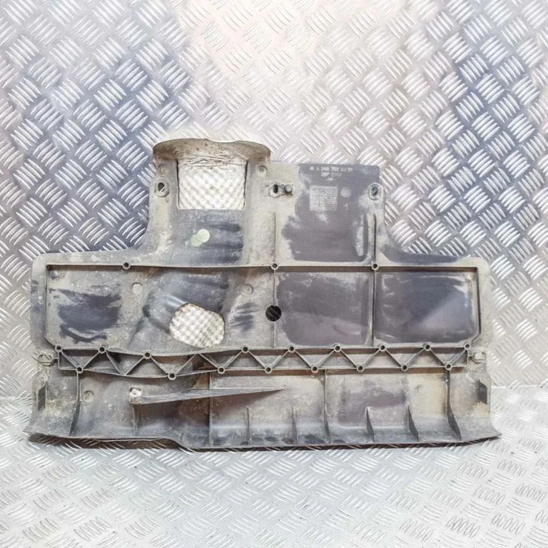 Center/middle under tray cover – Mercedes-Benz CLA-Class C117 X117 W117 (2013-2019)