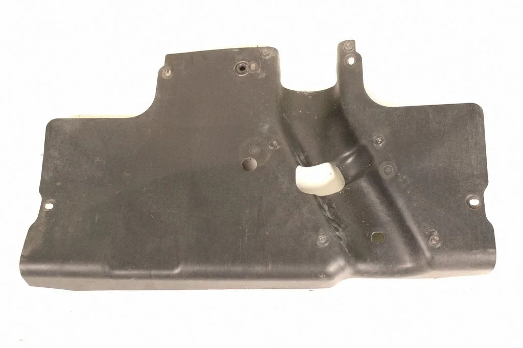 Center/middle under tray cover – Mercedes-Benz A-Class W176 (2012-2018)