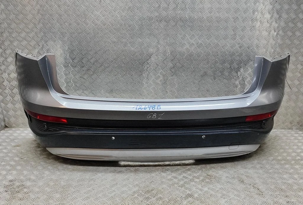 Tagumine kaitseraud – Audi Q4 e-tron (2021-)