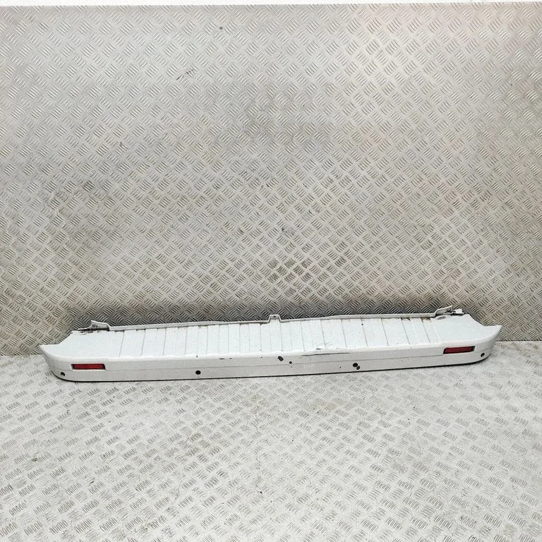 Aizmugurējais bufers 95517610