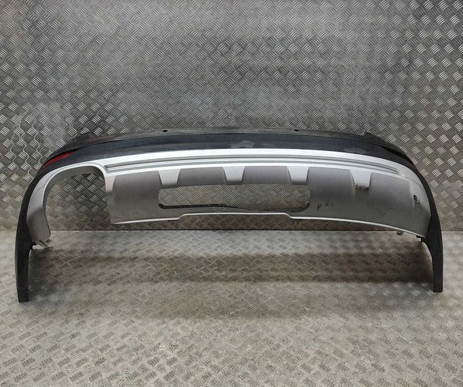 Rear bumper 8W9807521