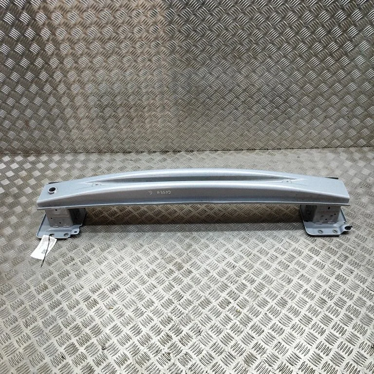 Belka zderzaka tylnego 6608021137 – Polestar 1 (2019-)