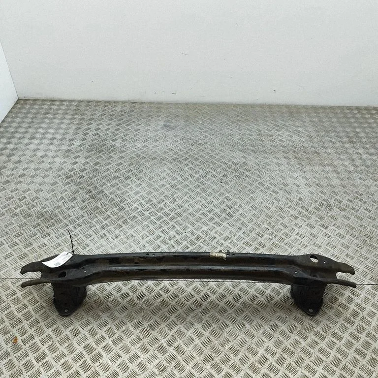 Tagumise kaitseraua põikitala – BMW Series 4 M4 G82 G83 (2020-)