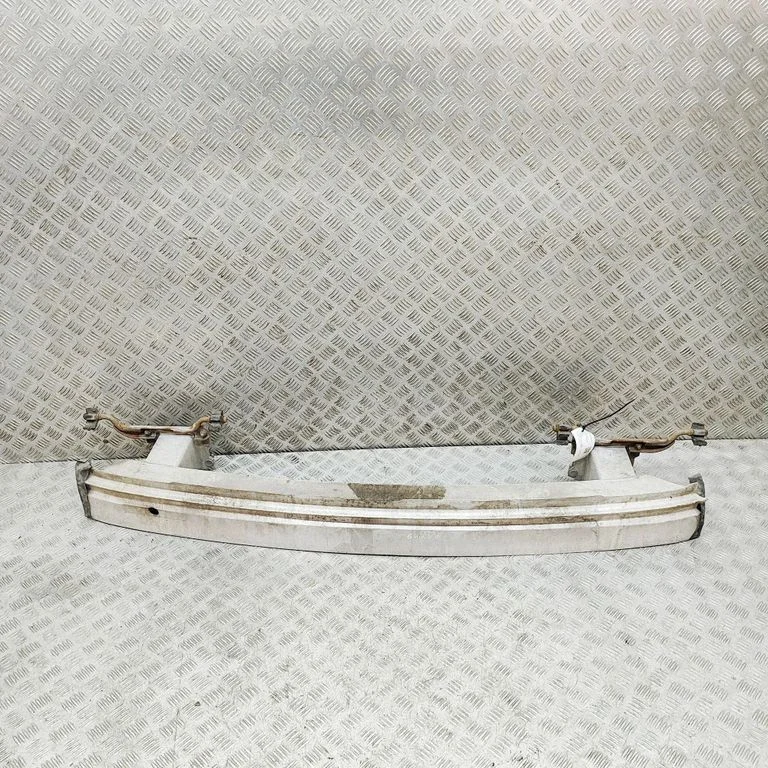 Aizmugurējā bufera šķērssija A2226103500