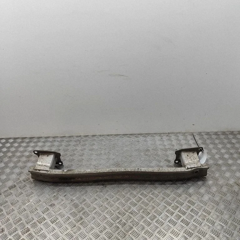 Rear bumper cross member 8W0807309