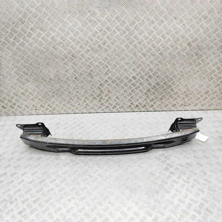 Belka zderzaka tylnego K8D217906AB