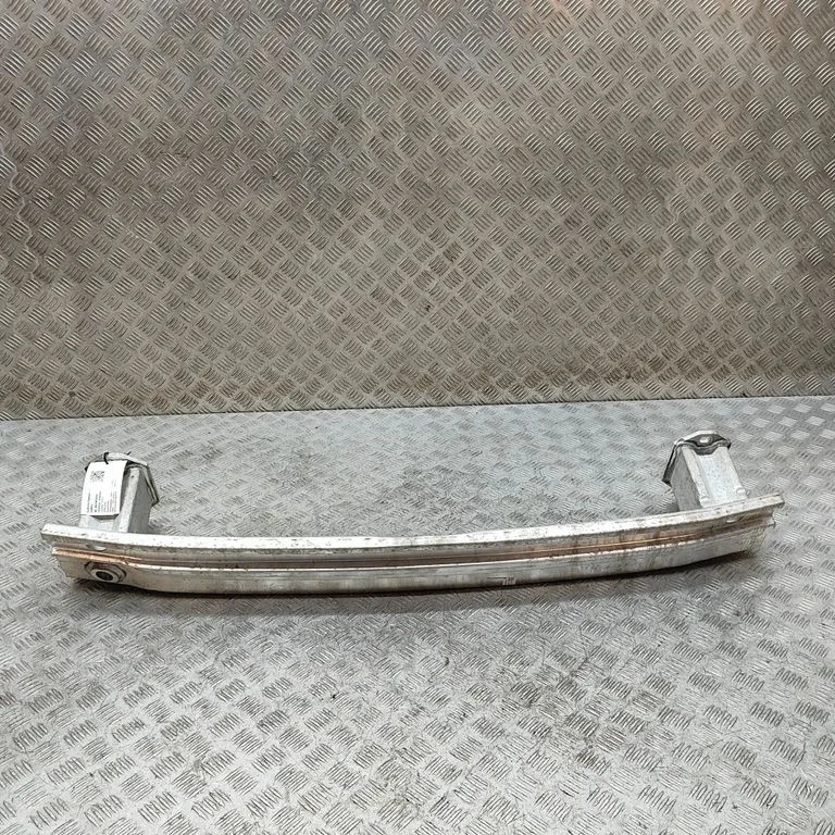 Aizmugurējā bufera šķērssija 9883546