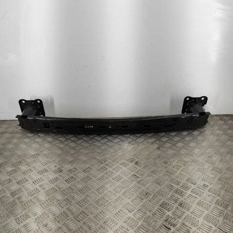 Aizmugurējā bufera šķērssija L1TB841400AA