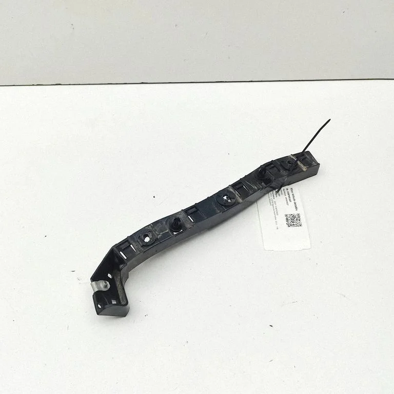 Aizmugurējā bufera turētājs 68138415AC