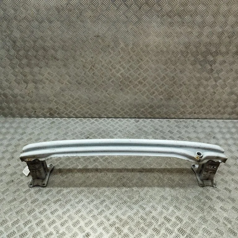 Aizmugurējā bufera šķērssija 575807305B