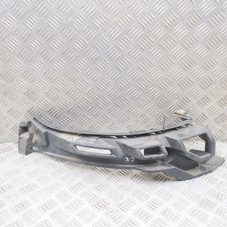 Rear bumper mounting bracket 971807125