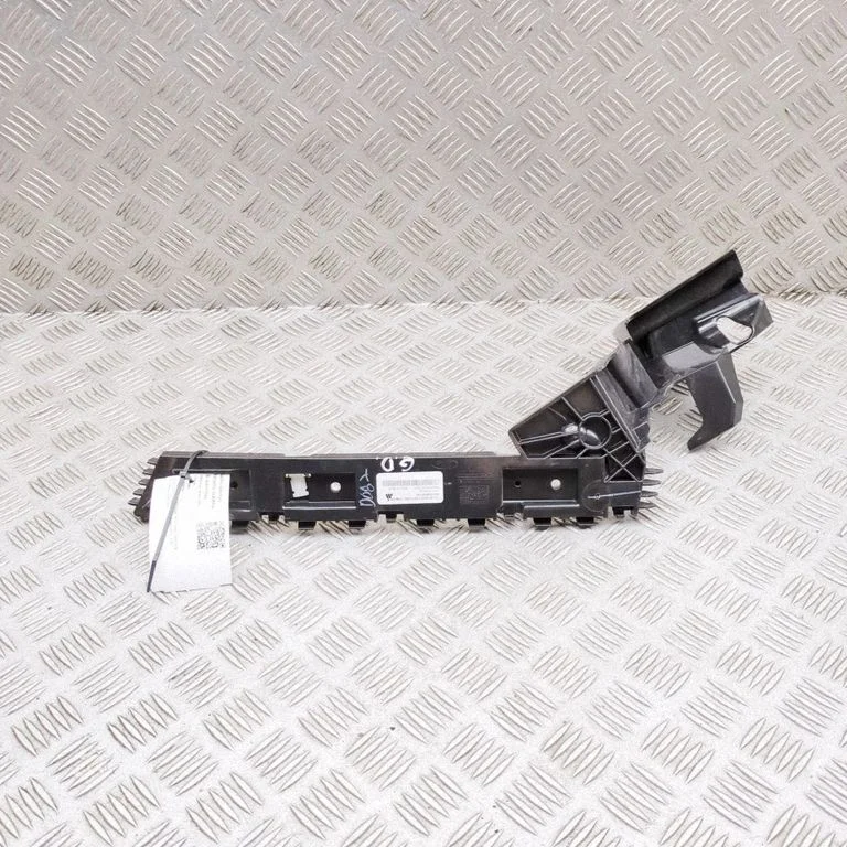Rear bumper mounting bracket LJ8B17E850AE