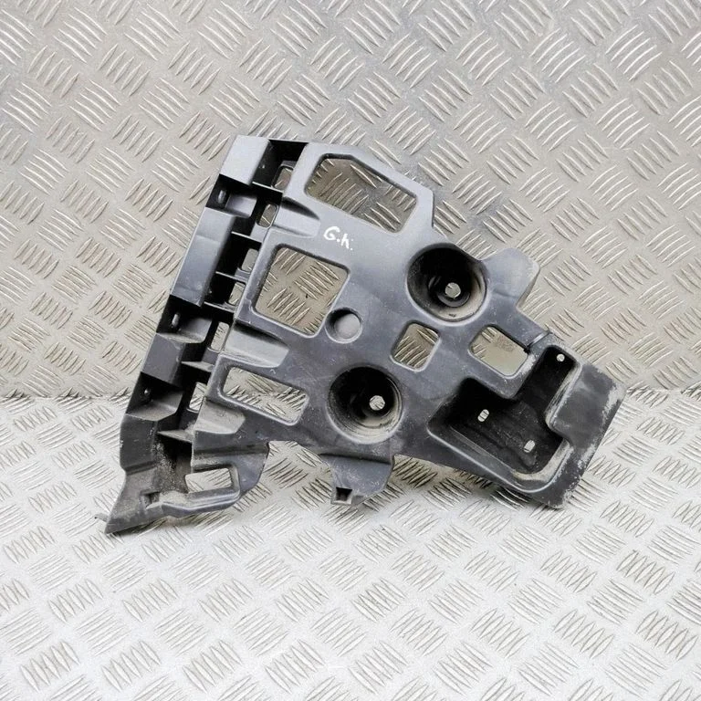 Rear bumper mounting bracket – Citroen DS7 Crossback (2017-)