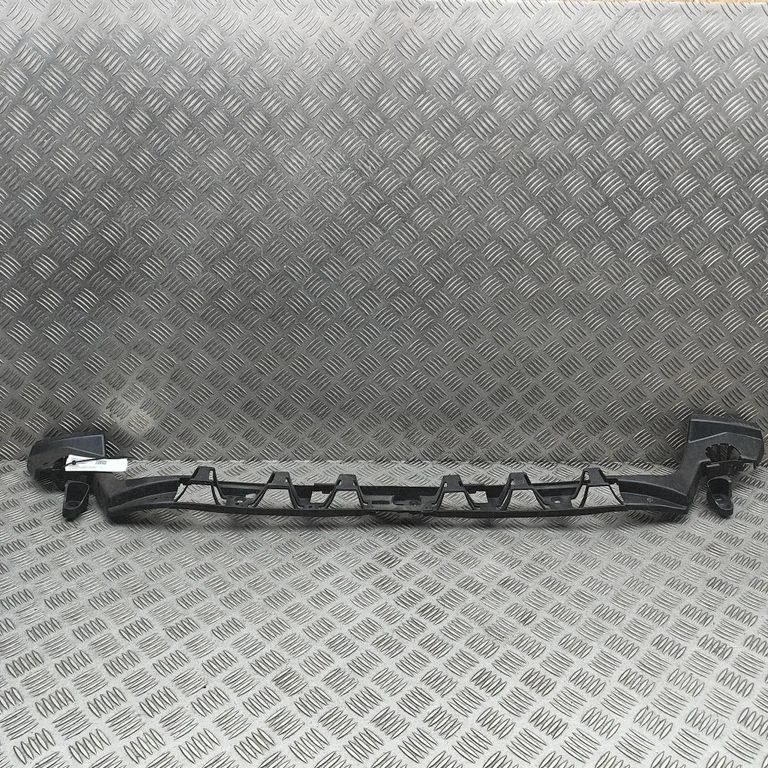 Rear bumper mounting bracket – Jaguar XE (2015-)