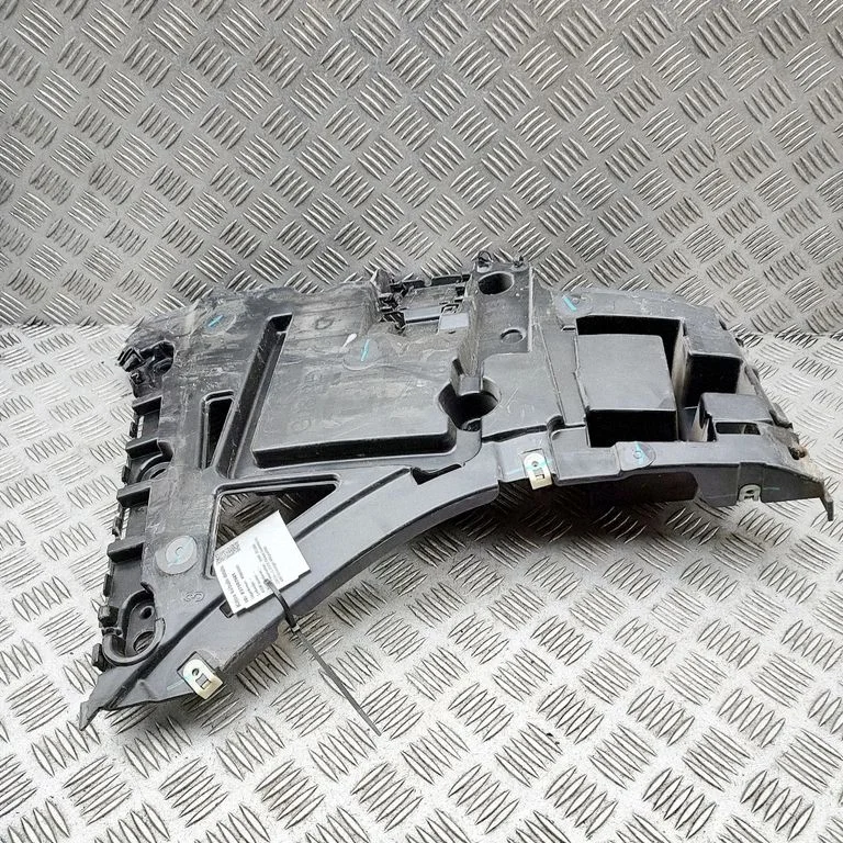 Rear bumper mounting bracket 9853315