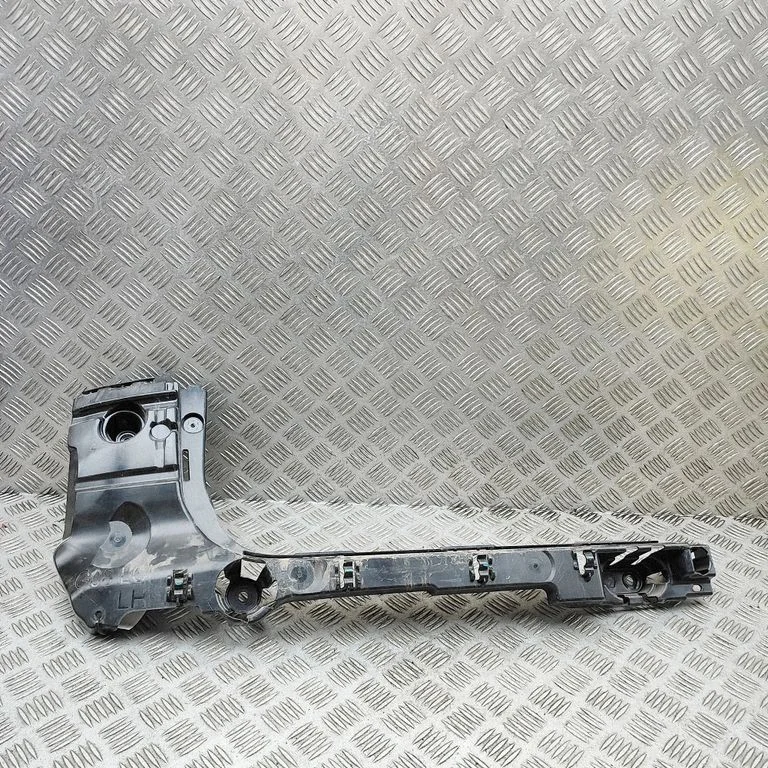 Rear bumper mounting bracket 9850888