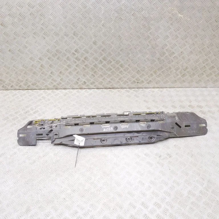 Rear bumper mounting bracket 8494948