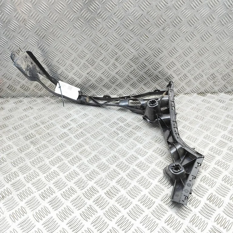 Rear bumper mounting bracket – Mercedes-Benz EQS V297 (2021-)