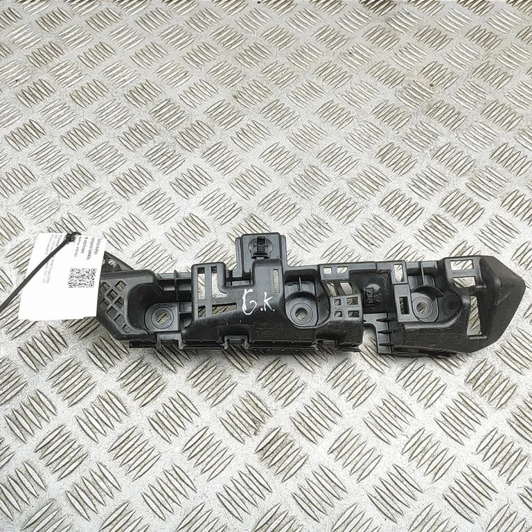 Aizmugurējā bufera turētājs 57707CC511