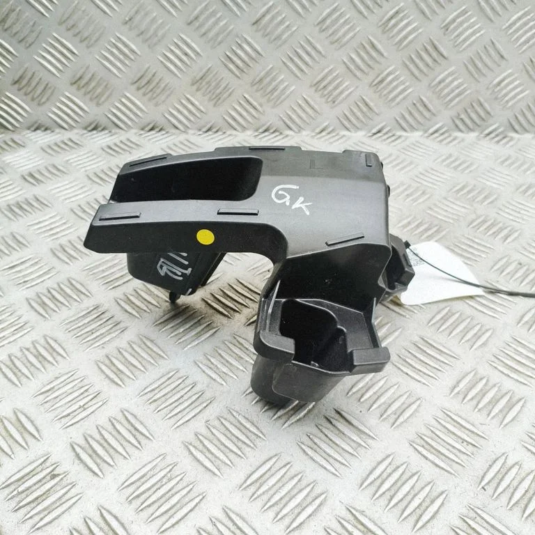 Aizmugurējā bufera turētājs 80001831
