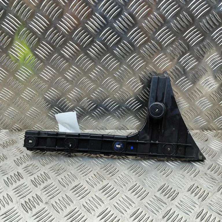 Aizmugurējā bufera turētājs 3W3807394D