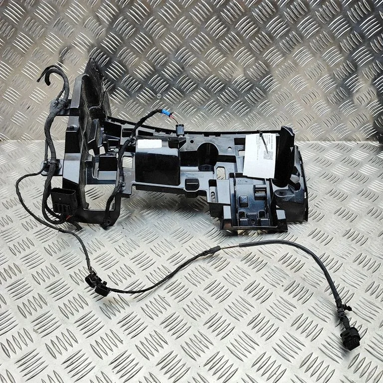 Aizmugurējā bufera turētājs 5A199D2