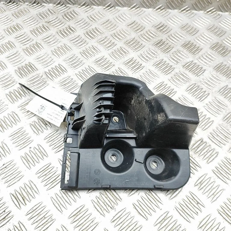 Aizmugurējā bufera turētājs 9837045180