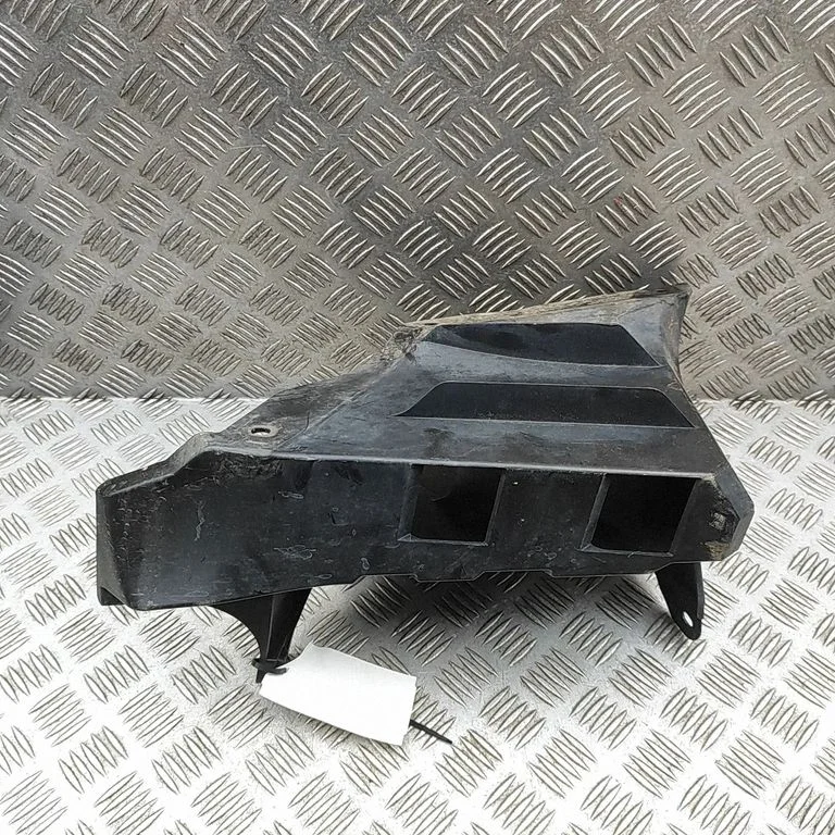 Aizmugurējā bufera turētājs 57731CC500