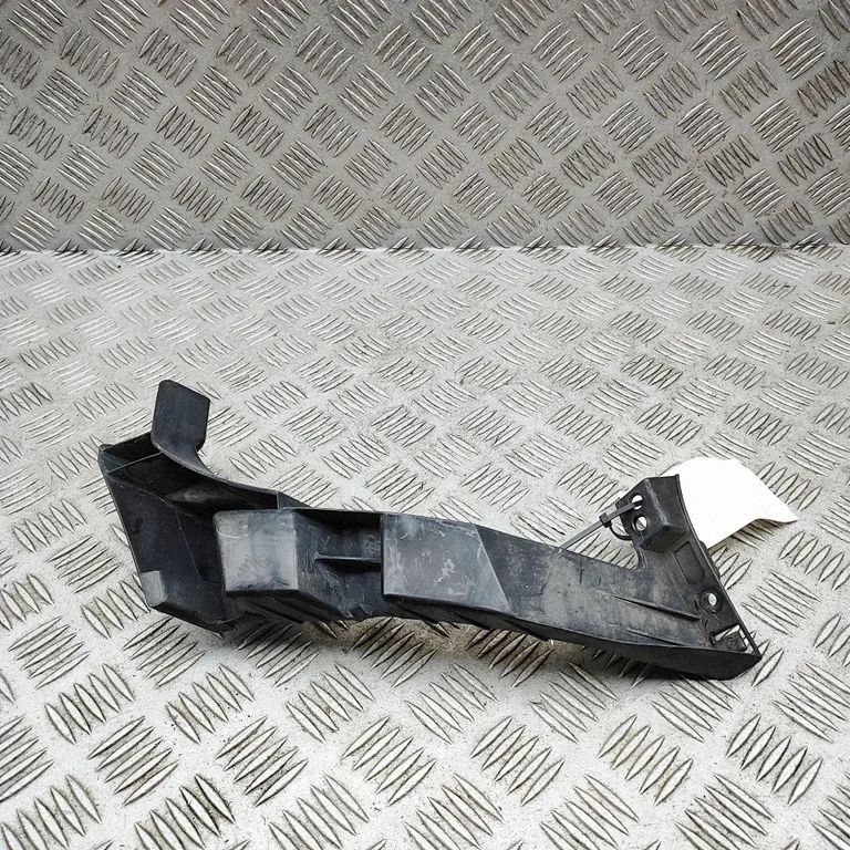 Aizmugurējā bufera turētājs 50535781