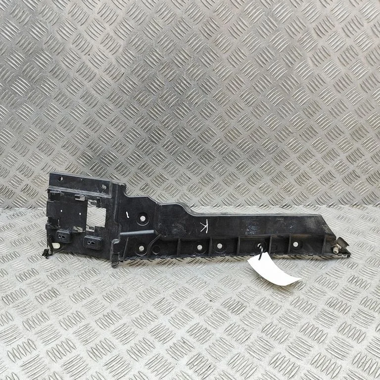 Aizmugurējā bufera turētājs HK6217A882AC