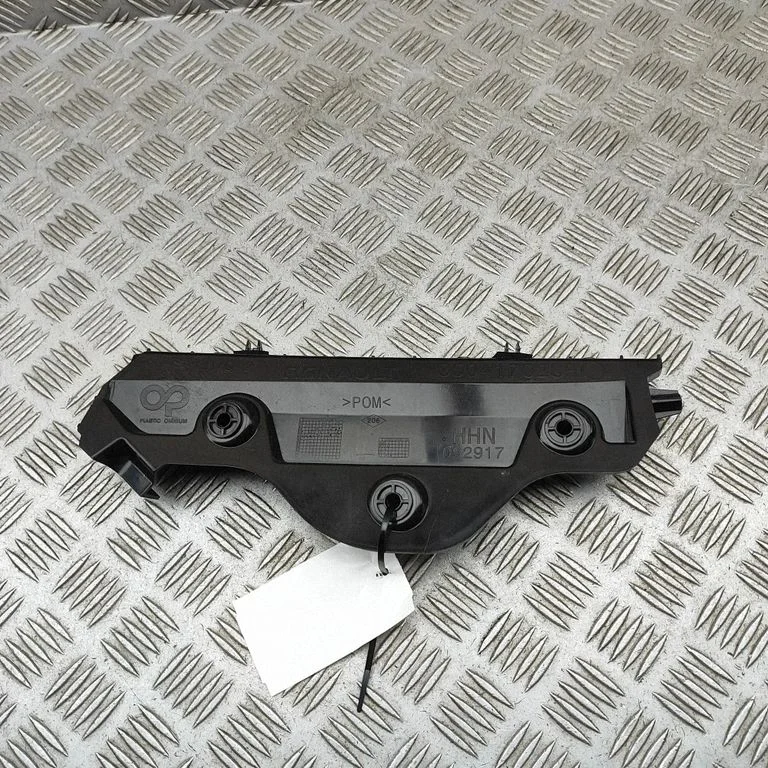 Aizmugurējā bufera turētājs 850417028R