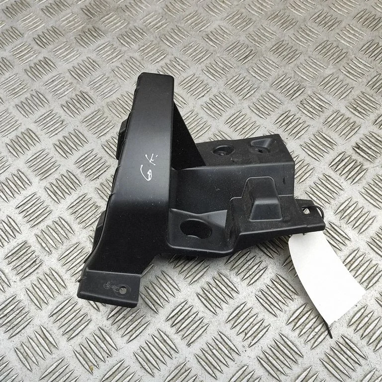 Aizmugurējā bufera turētājs 850451800R