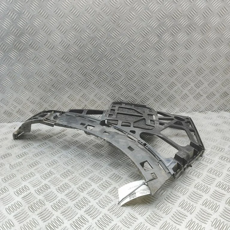 Rear bumper mounting bracket A1678804200