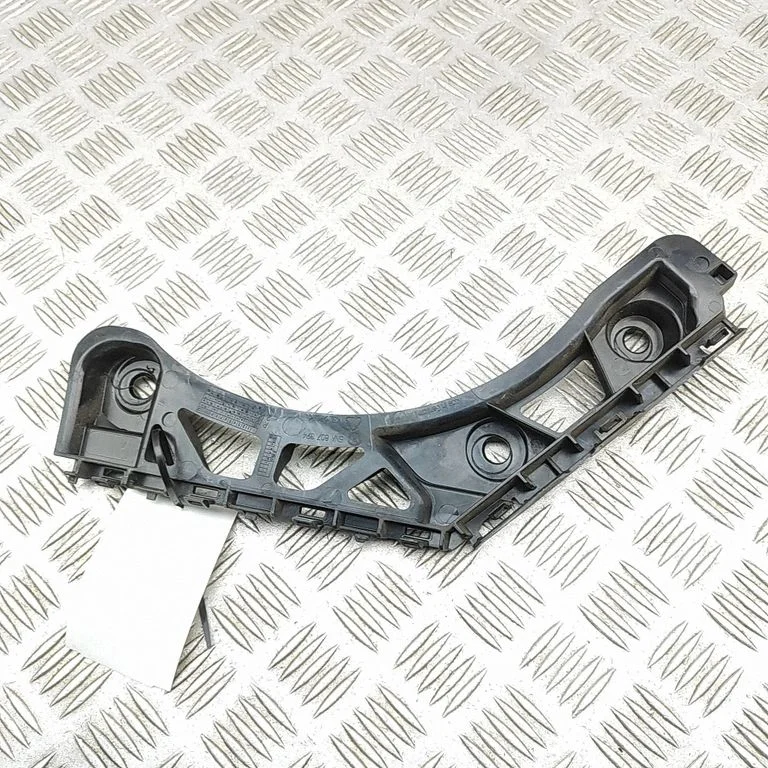 Rear bumper mounting bracket – Volkswagen Tiguan Allspace (2017-)