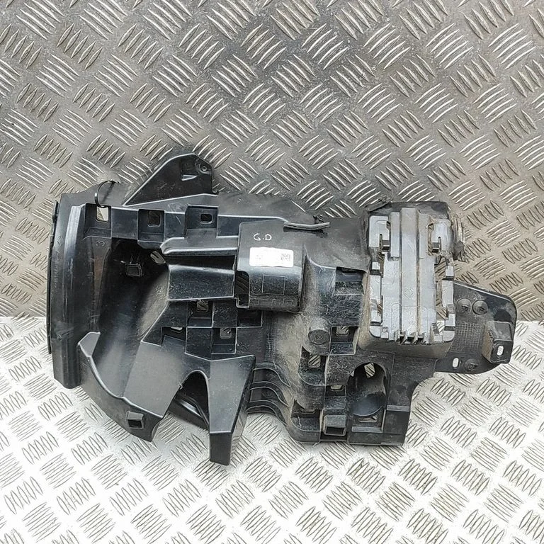 Aizmugurējā bufera turētājs 8075212