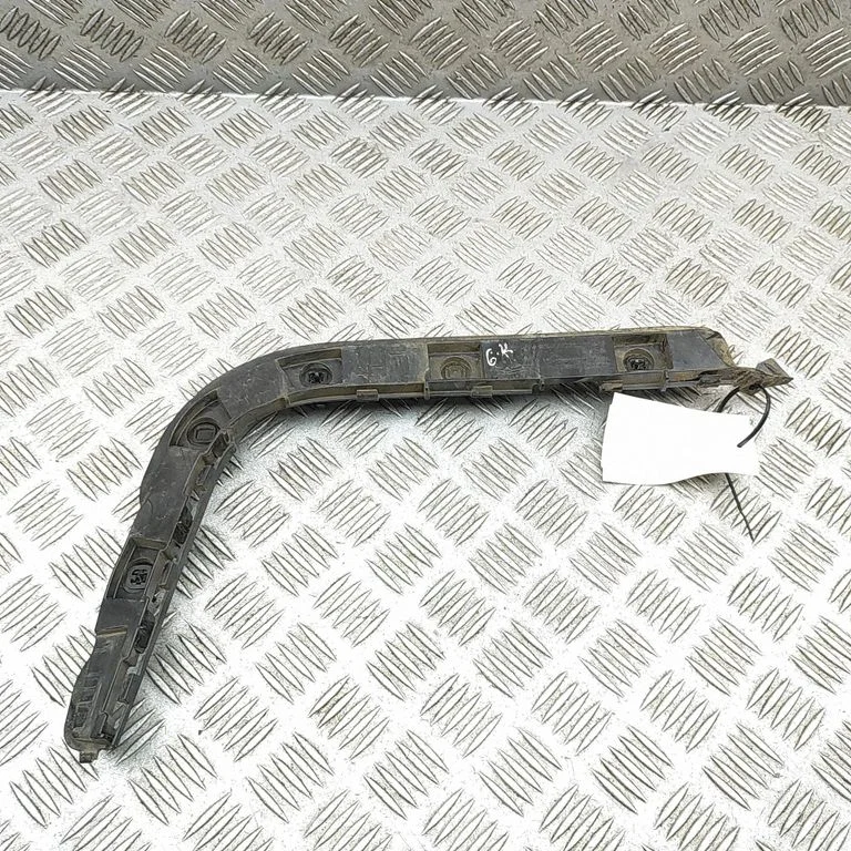 Rear bumper mounting bracket 108398800J