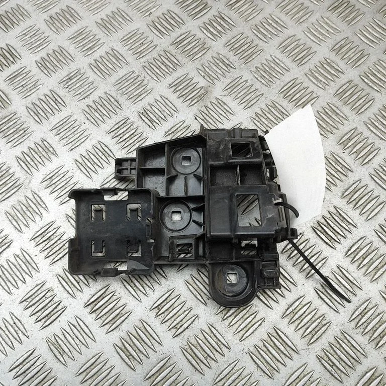 Aizmugurējā bufera turētājs 760807483B