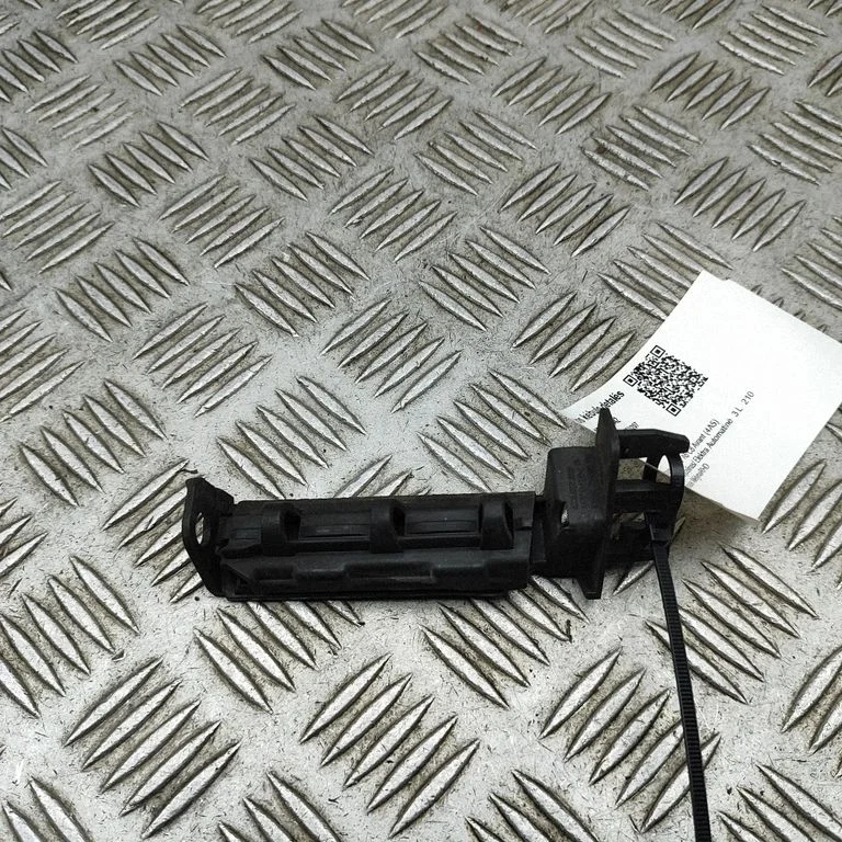 Aizmugurējā bufera turētājs 4K9807889