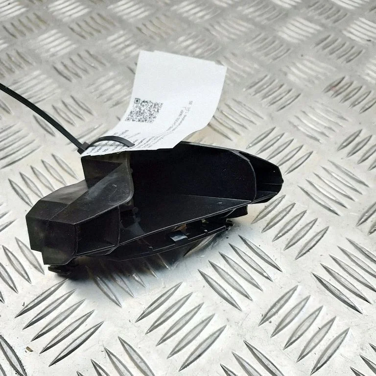 Aizmugurējā bufera turētājs 525620D220