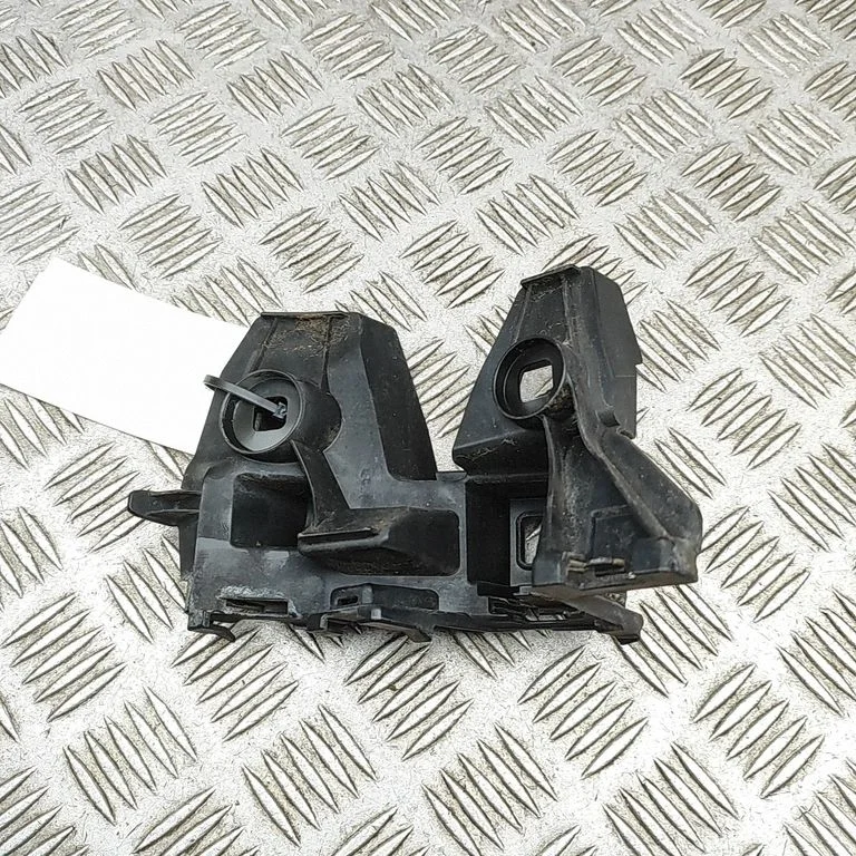 Aizmugurējā bufera turētājs 3G9807483