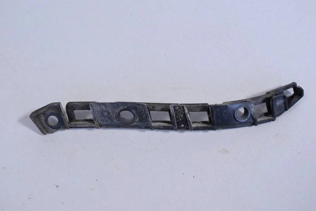 Aizmugurējā bufera turētājs A1768850021